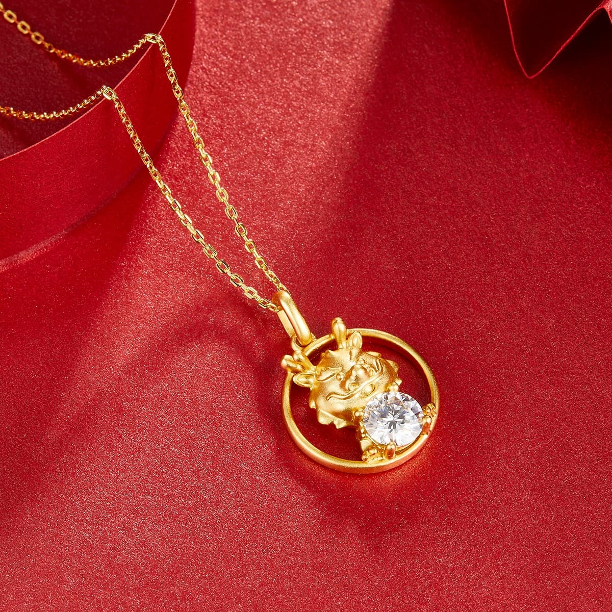 Collier Dragon Zodiaque Chinois Argent 925 Plaqué Or, Moissanite 1ct VVS1