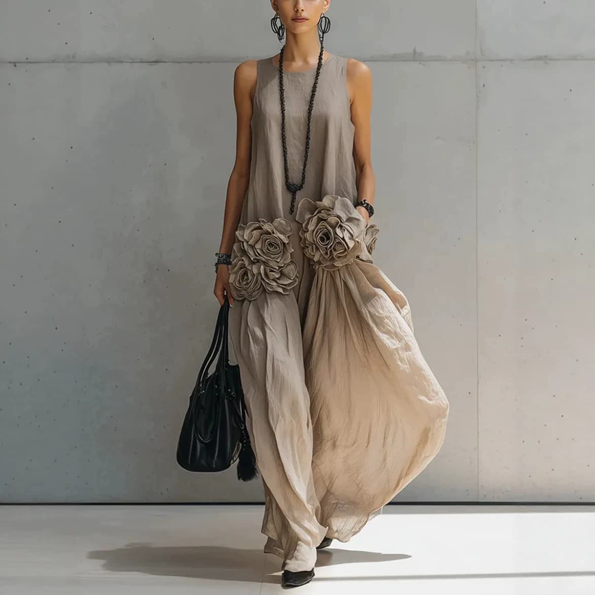 Maxi robe de plage fleurie à volants, coupe fluide sans manches