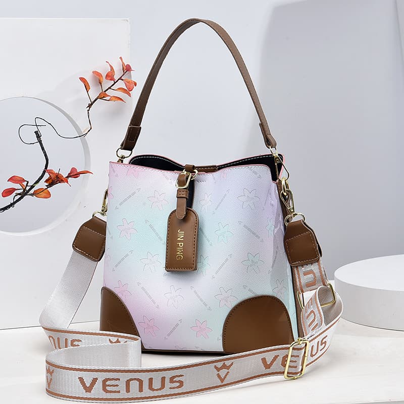 Sac bandoulière chic et minimaliste pour femme