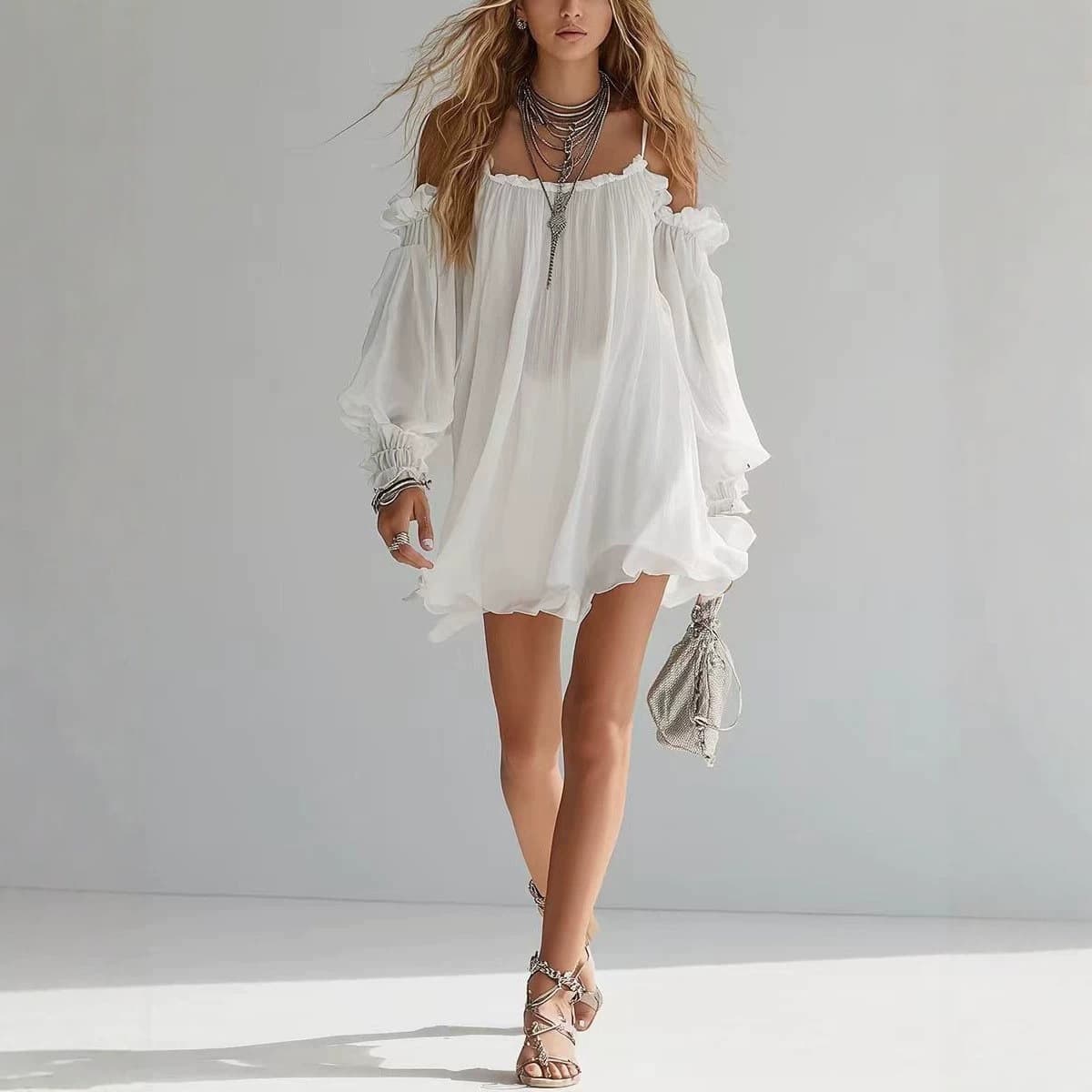 Robe en chiffon off-shoulder à bretelles