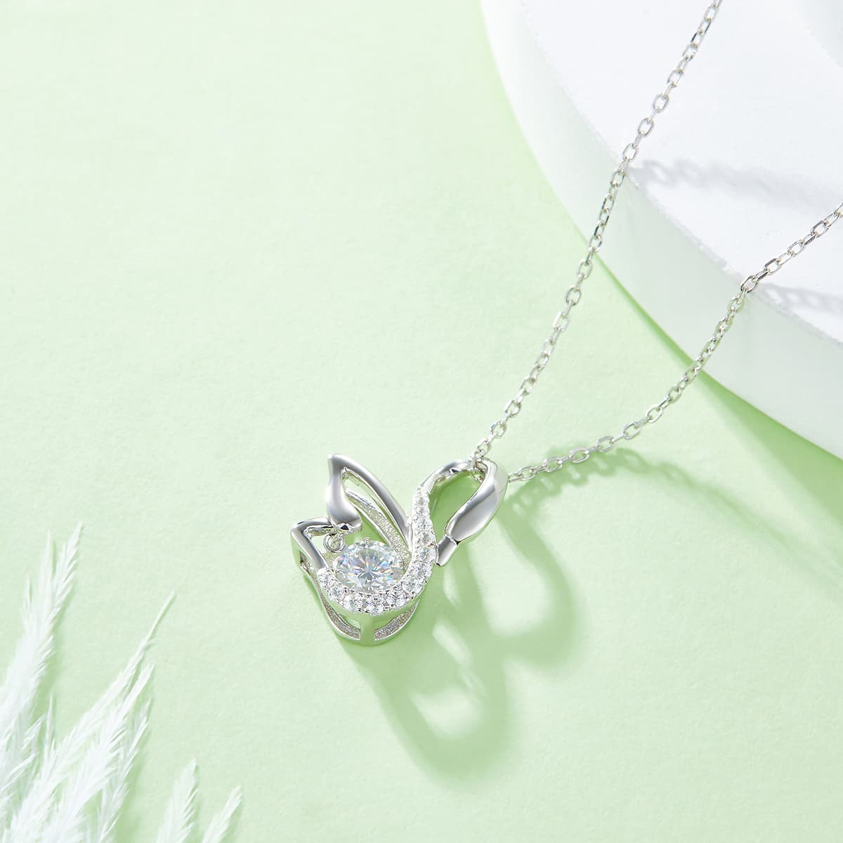 Pendentif Cygne Moissanite 0,5ct VVS1 Argent 925 Plaqué Platine 45cm