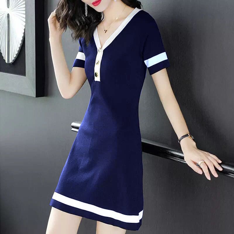 Robe tricotée tendance manches courtes look jeune