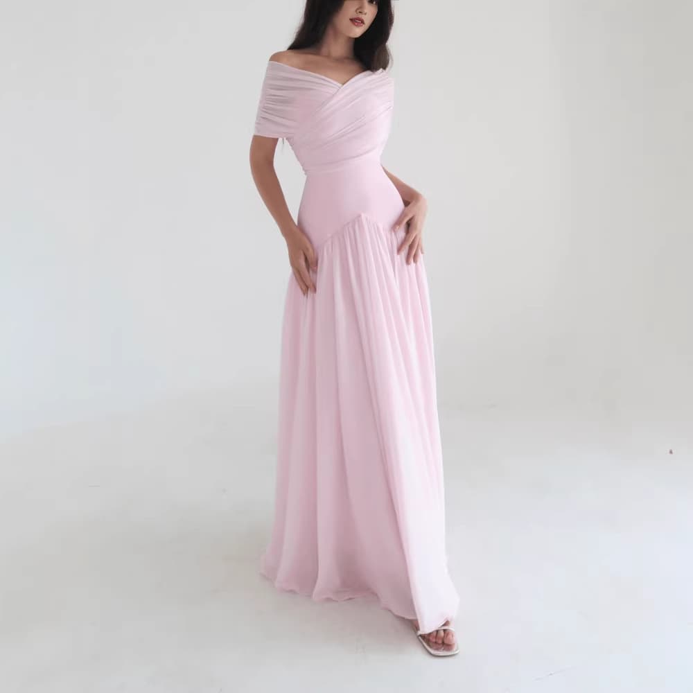 Robe longue élégante croisée, manches courtes, légère et romantique
