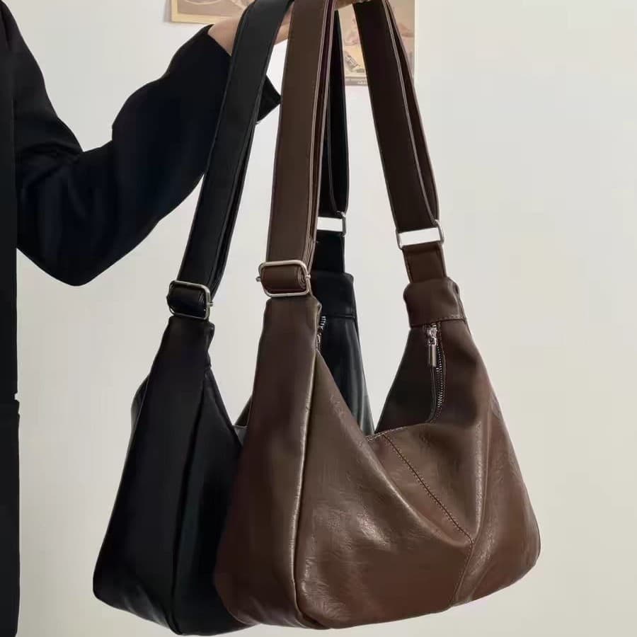 New Vintage-style Shoulder Bag For International Trade